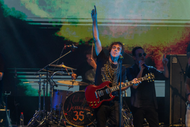 Los Autenticos Decadentes 16