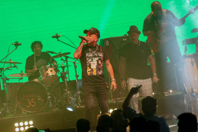 Los Autenticos Decadentes 23