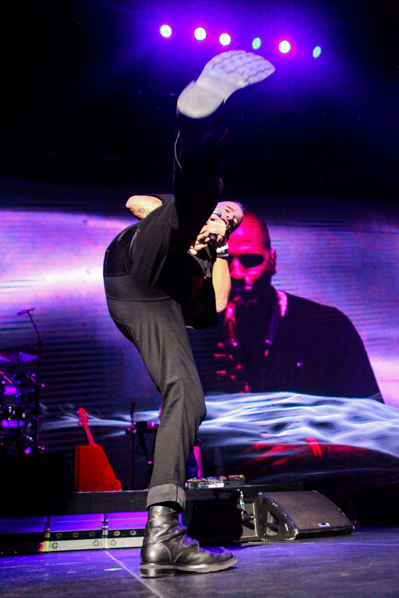 Review fotográfico de Eros Ramazzotti en Chile Música y Espectáculo
