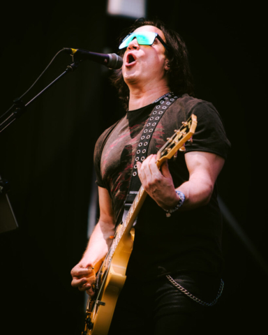 20241108-Jerry Cantrel-KM9A4956-Mejorado-NR