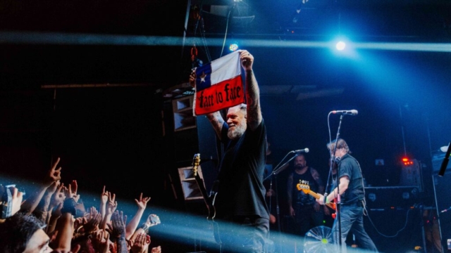 FACE TO FACE_HORIZONTAL-4