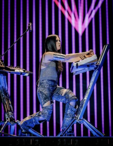 Javiera Mena-10