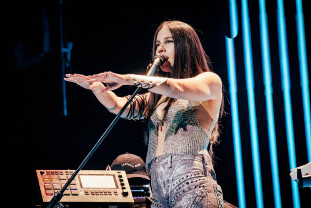 Javiera Mena-7-2