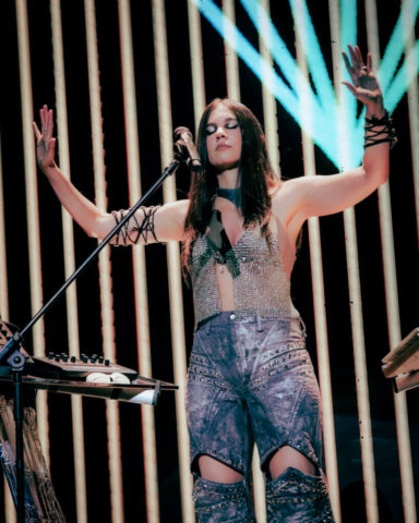 Javiera Mena-8