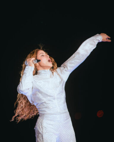 20251122-Shakira-KM9A7103