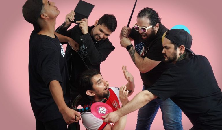 Quién Quiere Vivir Para Siempre estrena «Enjoystick», su segundo álbum de estudio