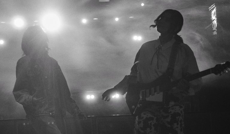Marineros estrena “La esquina de los sueños rotos”, un single sobre la persistencia y la ilusión honesta