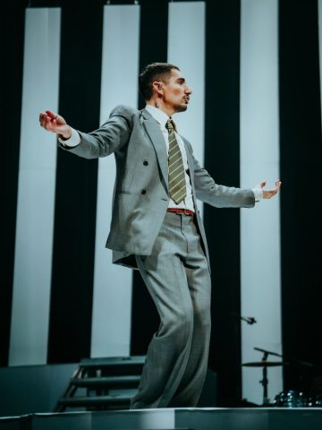 Alex Anwandter – 29 de agosto-01