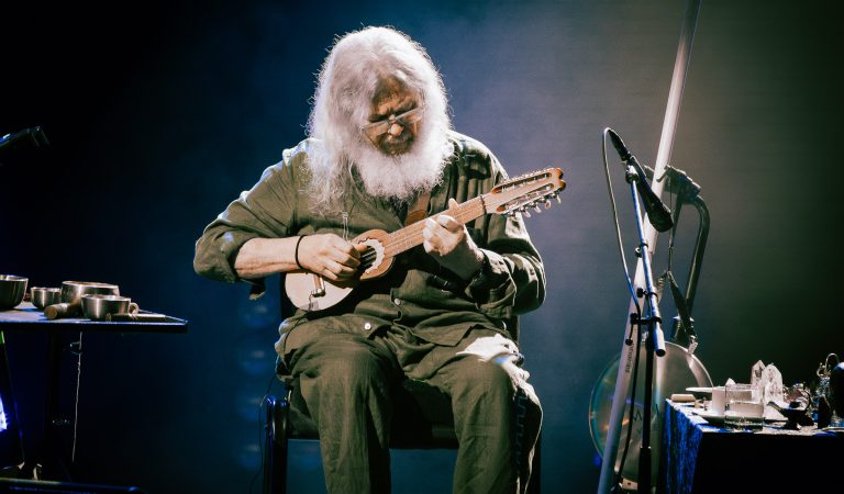 Gustavo Santaolalla en Teatro Municipal de Santiago: Sueños universales de Sudamérica