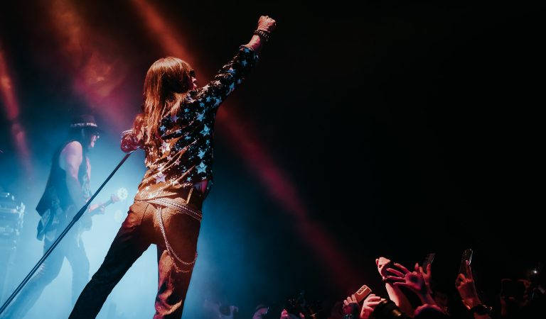 Rata Blanca en Teatro Coliseo: Una historia que el tiempo no ha dejado de cantar
