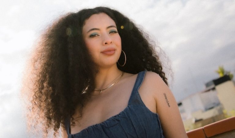 Ania Ivania presenta «Nubada», el disco que marca su mayor evolución