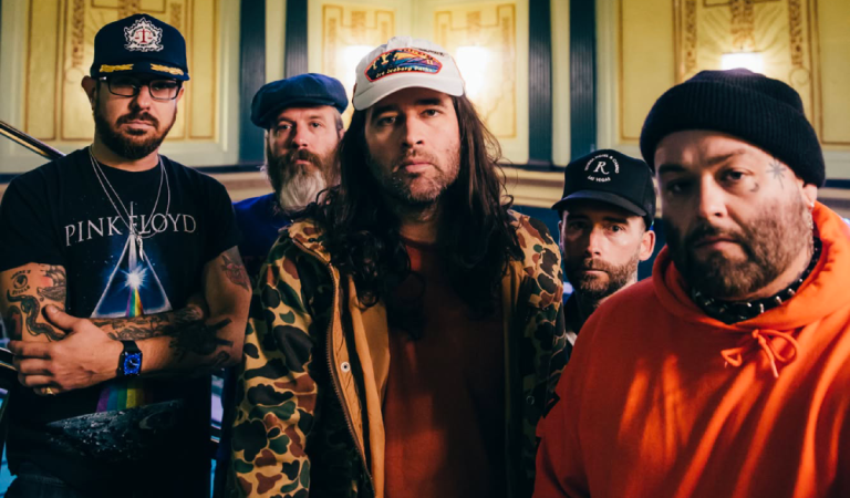 Alexisonfire anuncia su regreso a Chile interpretando «Crisis» por su 20° aniversario