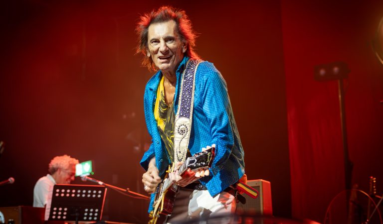 Show de Ronnie Wood y su Ammo Band se cambia a Teatro Caupolicán
