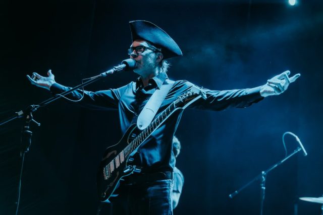 Paul Gilbert – 4 de septiembre-01