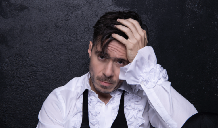 José Madero estrena “Querido…”: un nuevo capítulo musical cargado de misterio y emoción