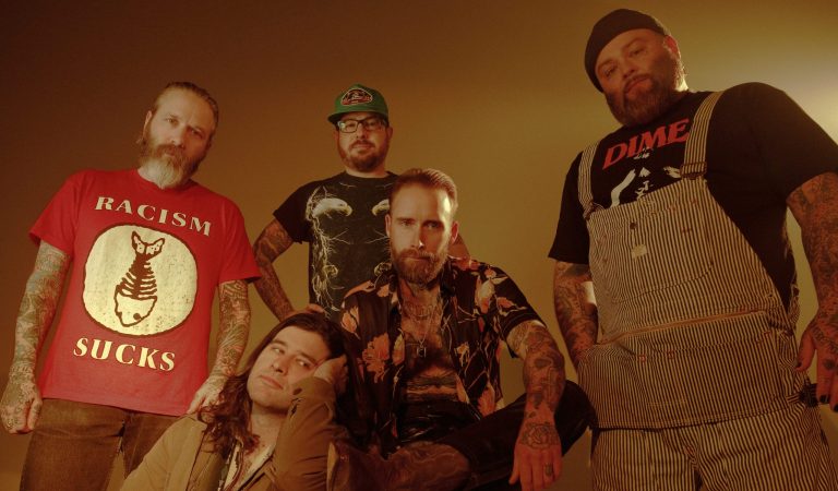 Alexisonfire en Chile: «Crisi» –  El retrato de un colapso