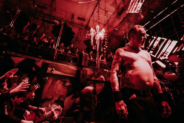 High on fire – 2 de octubre-01