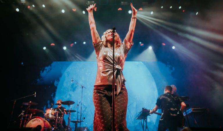 The Gathering en Santander Arena: Una respuesta mutua de cariño